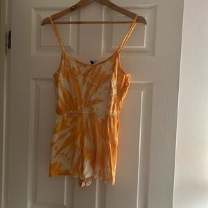 H&M orange tie dye romper size small